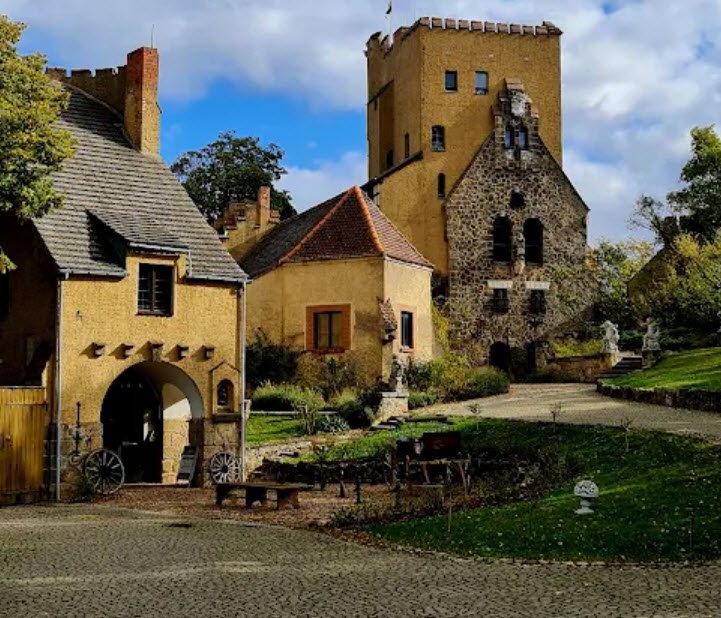 Roseburg bei Ballenstedt am Harz(Parkanlage), Ballenstedt, Germany, Germany
